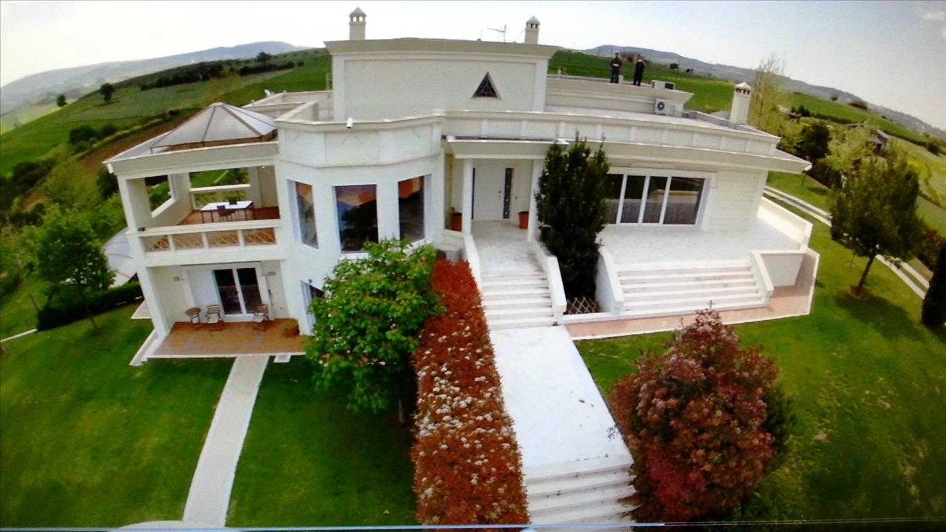 房子 在 Nea Raidestos, Kentriki Makedonia 10808533