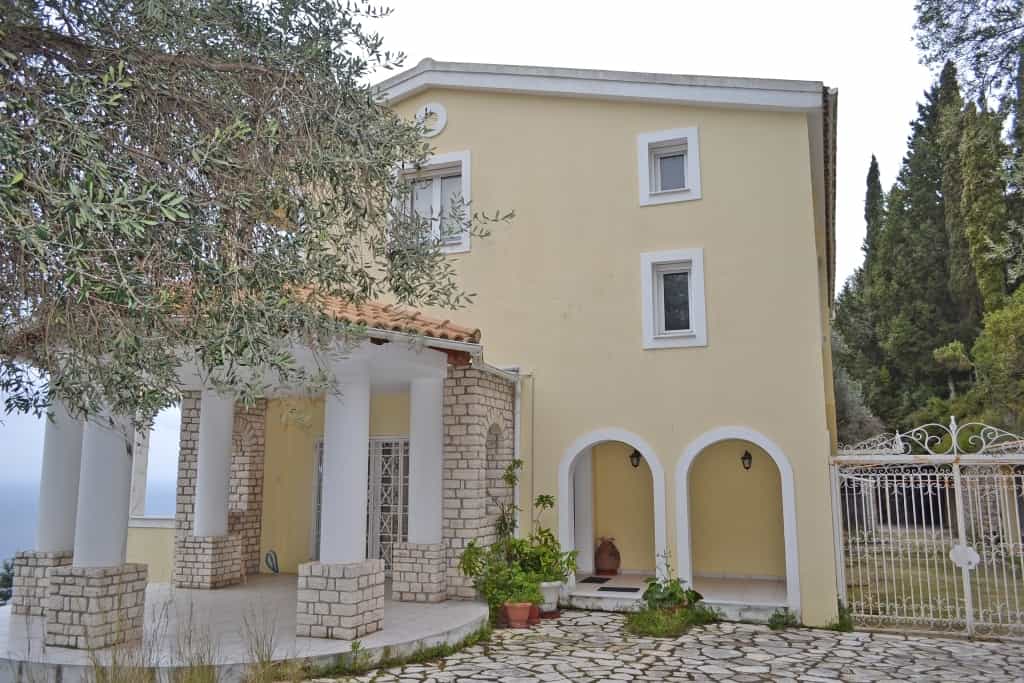 房子 在 Viros, Ionia Nisia 10808544