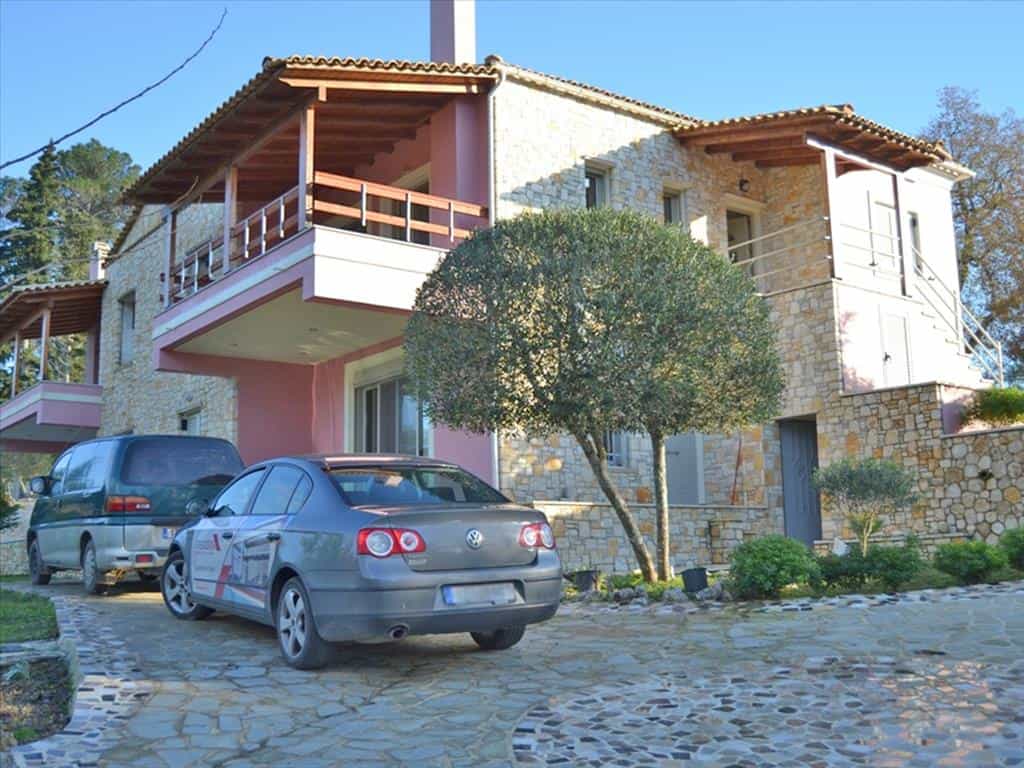 Talo sisään Agios Markos, Ionia Nisia 10808660