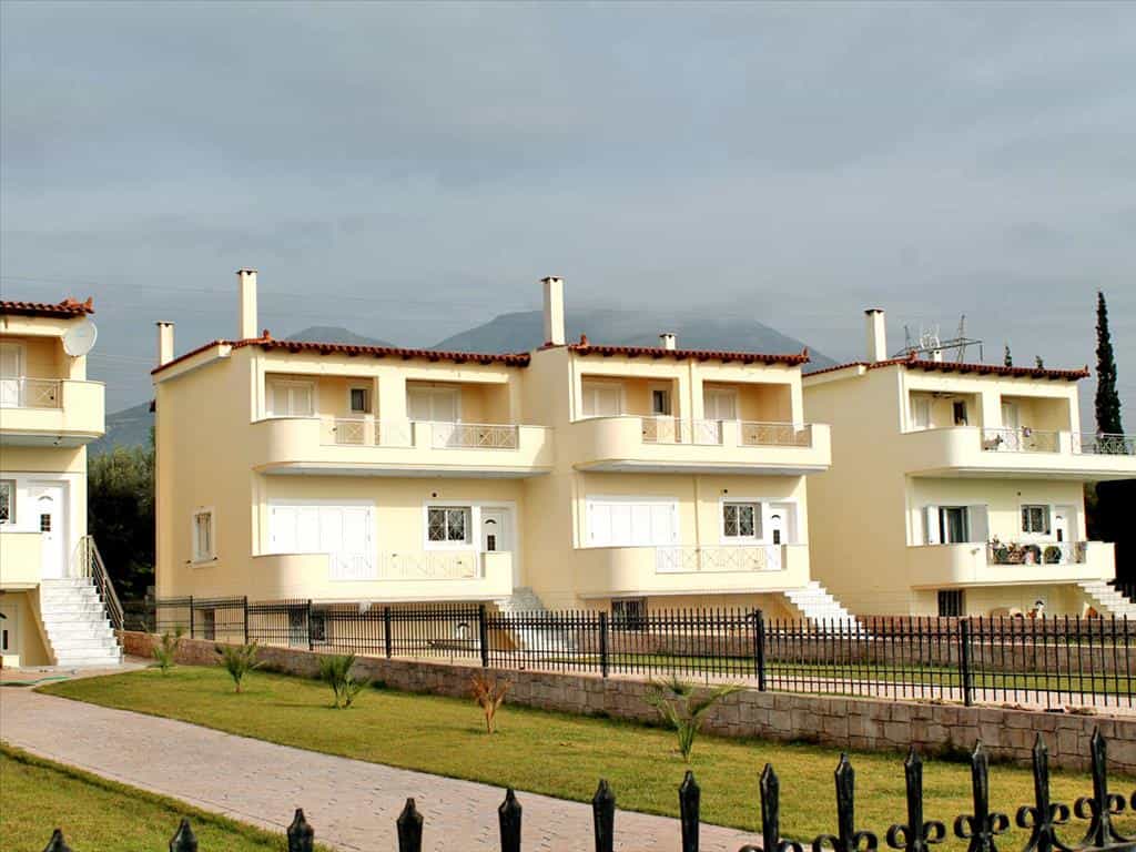 House in Agia Varvara,  10808792