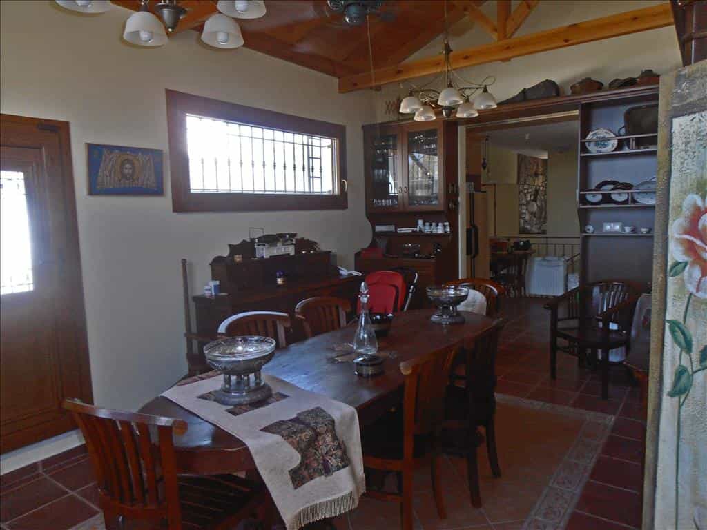 بيت في كالاماتا, البيلوبونيسوس 10808954
