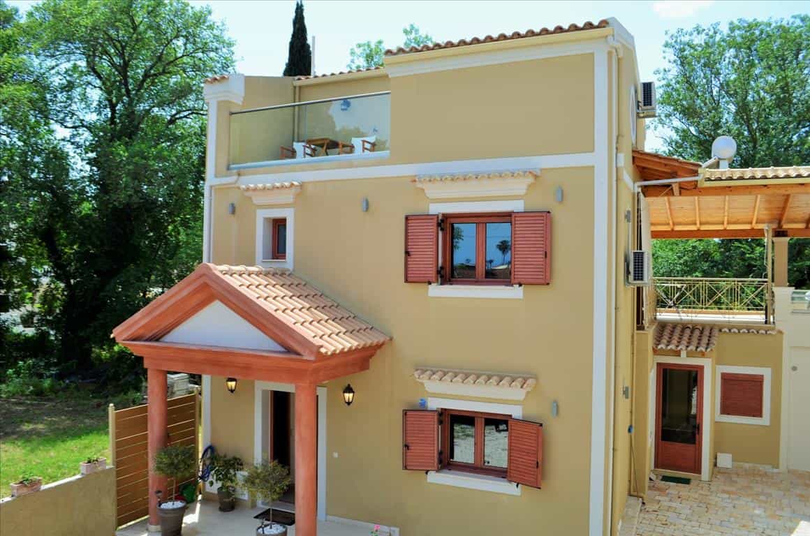 loger dans Agios Markos, Ionia Nisia 10808966