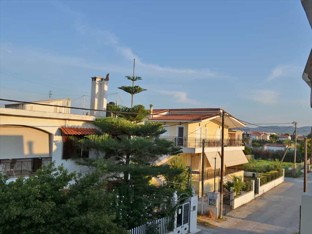Condominium in Vrachati, Peloponnisos 10809009