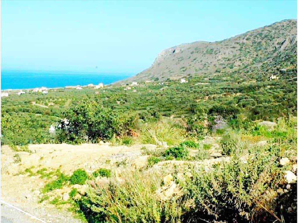 Земля в Кератидії, Криті 10809183