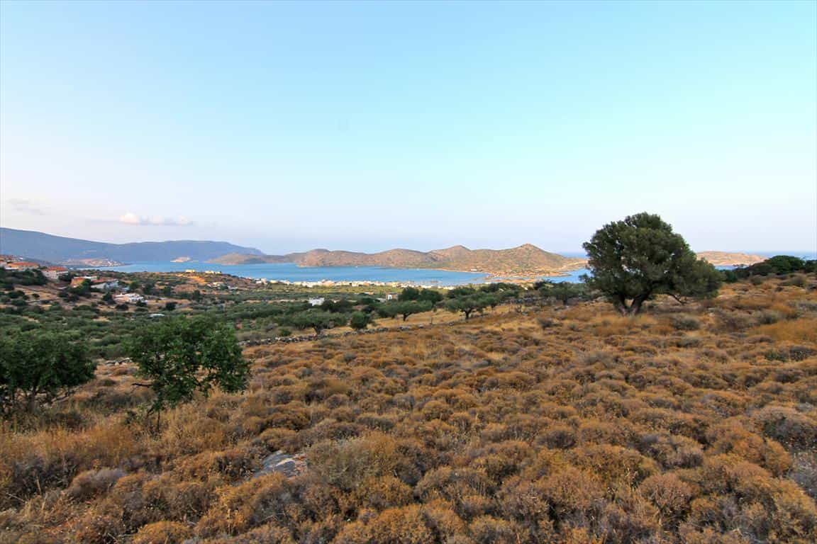 Земля в Еллініка, Криті 10809366