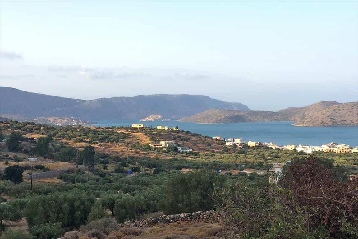 Земля в Еллініка, Криті 10809368