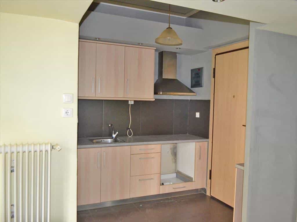 Condominium dans Távros, Attique 10809407