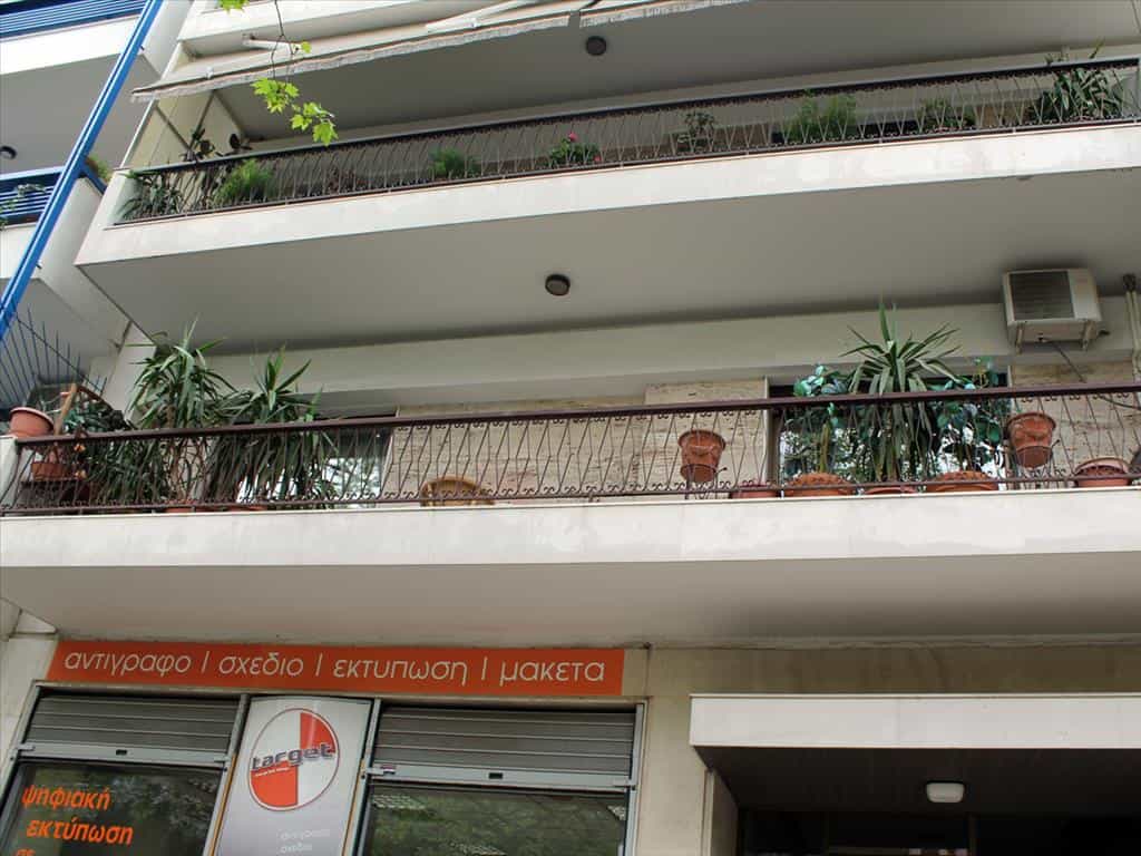 Condominium dans Thessaloniki,  10809671