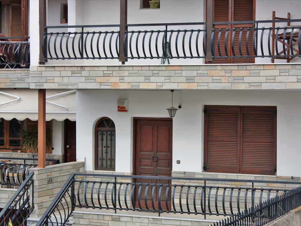 House in Pylaia, Kentriki Makedonia 10809882