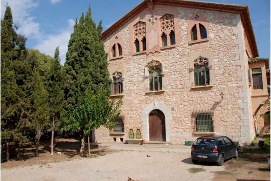 Rumah di San Pedro de Ribas, Catalonia 10810138