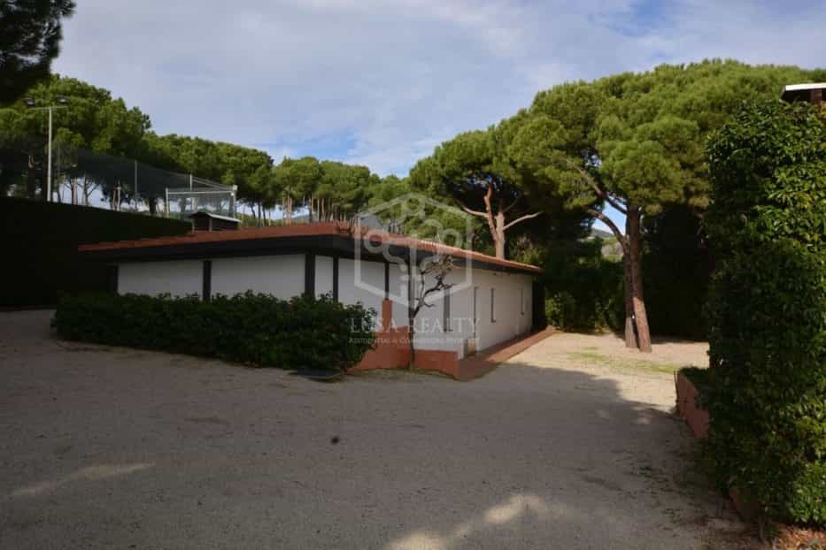Huis in Caldes d'Estrac, Catalunya 10810219