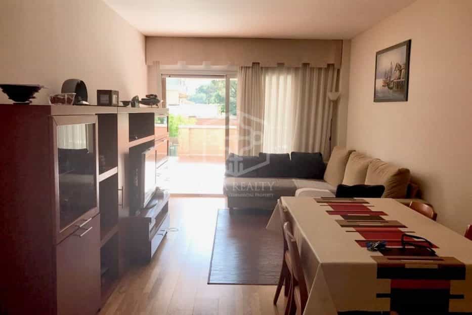 公寓 在 La Pineda, Catalonia 10810308