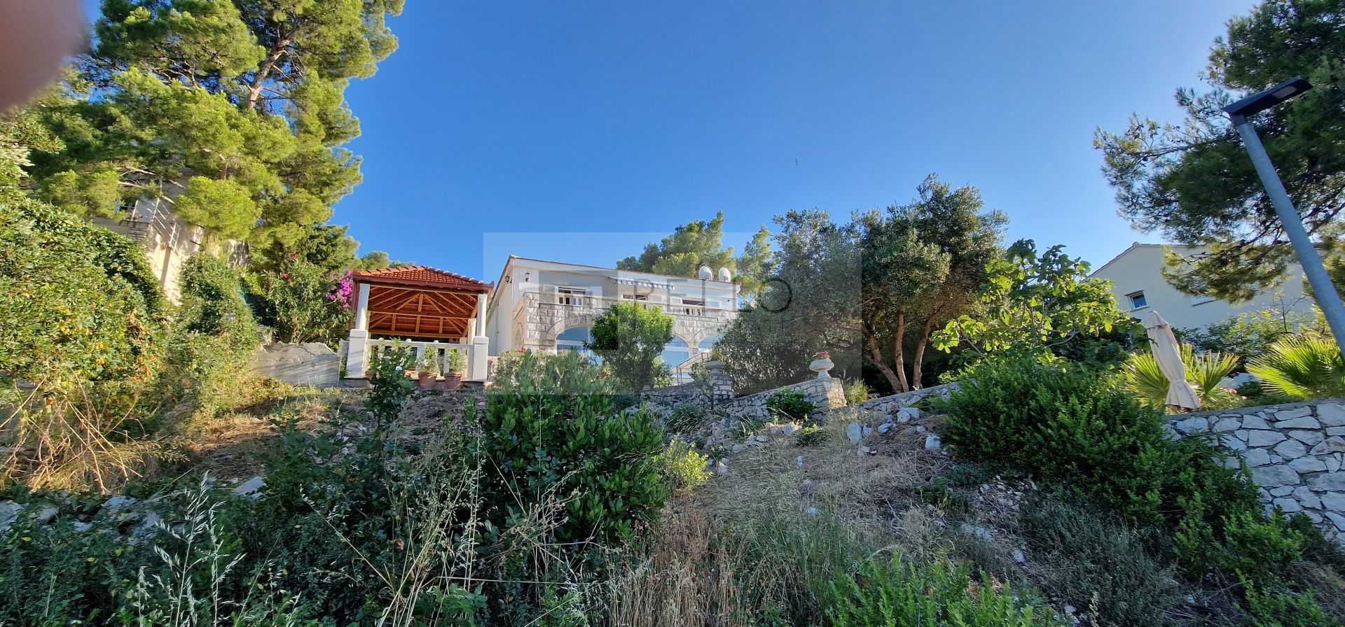 σπίτι σε Lumbarda, Dubrovnik-Neretva County 10810443