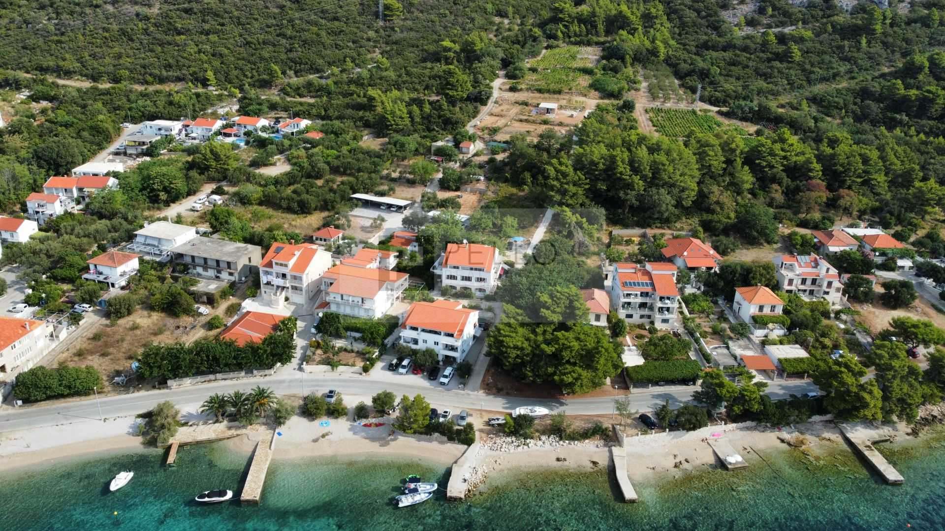 Résidentiel dans Kućište, Dubrovnik-Neretva County 10810444