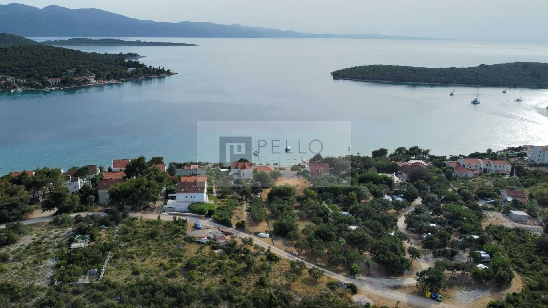 Terre dans Korčula, Dubrovacko-Neretvanska Zupanija 10810453