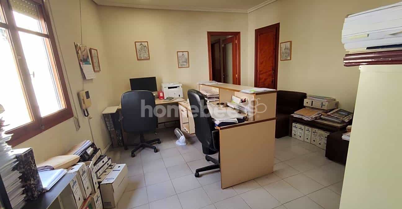 Office in Artana, Comunidad Valenciana 10810464
