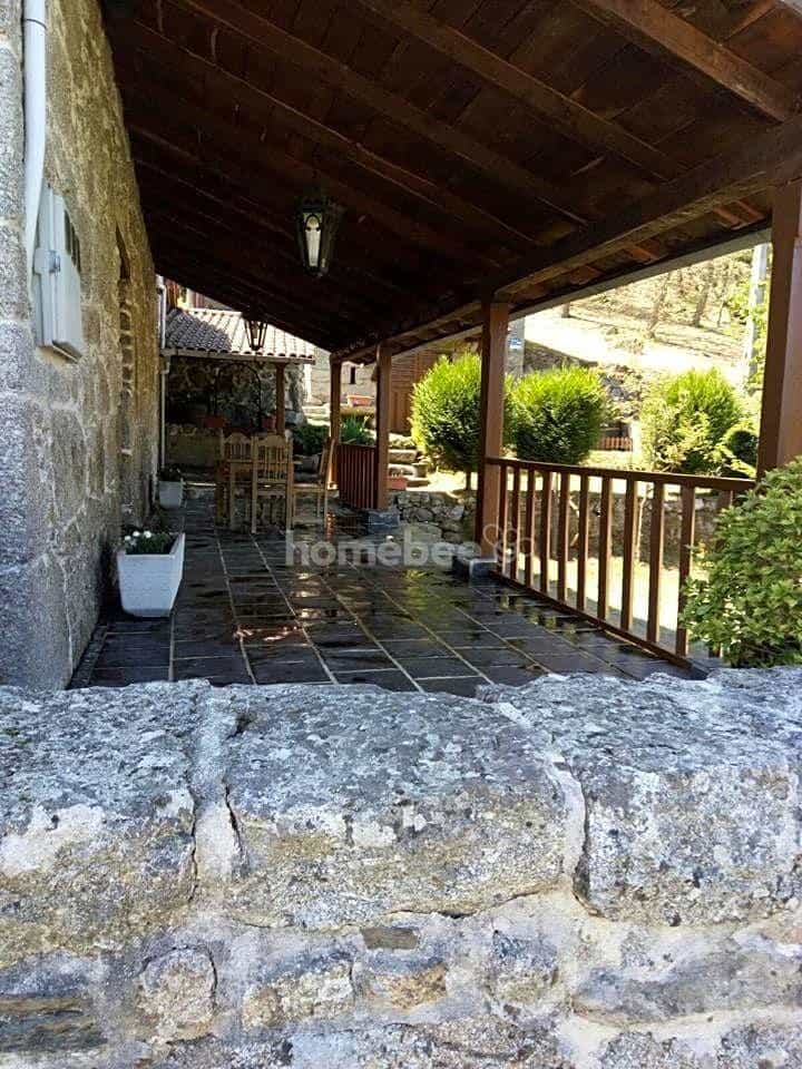 Casa nel Cantada, Galizia 10810471