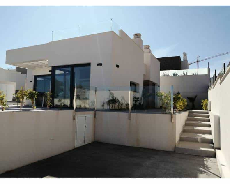 Rumah di La Nucia, Valencia 10810693