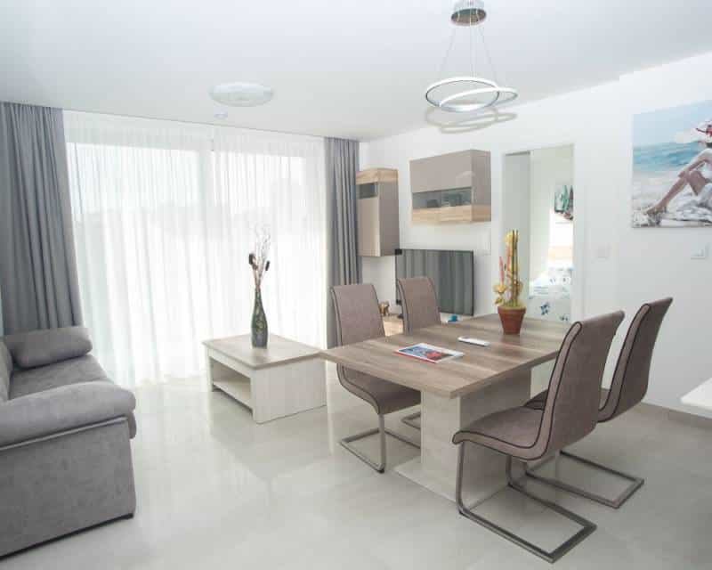 Condominium in Benidorm, Valencia 10810791