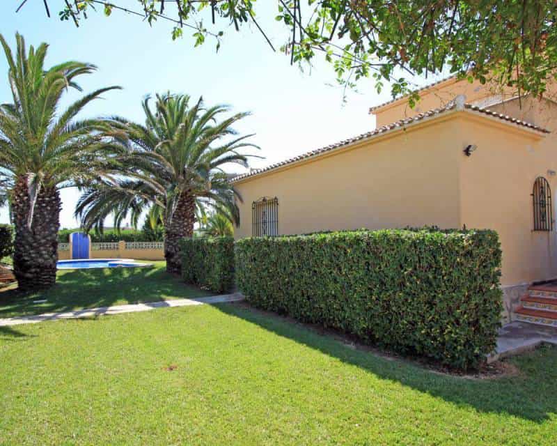 House in Dénia, Comunidad Valenciana 10810903