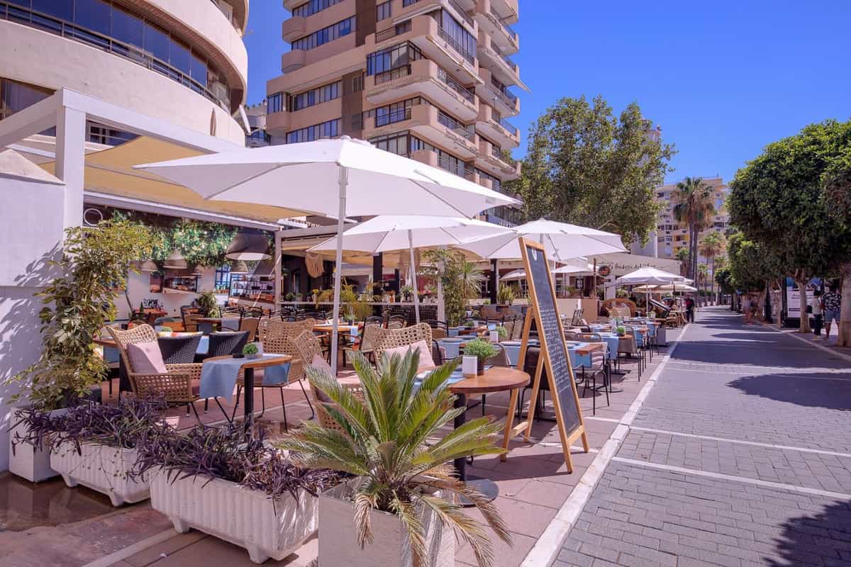 Retail in Marbella, Andalusia 10811593