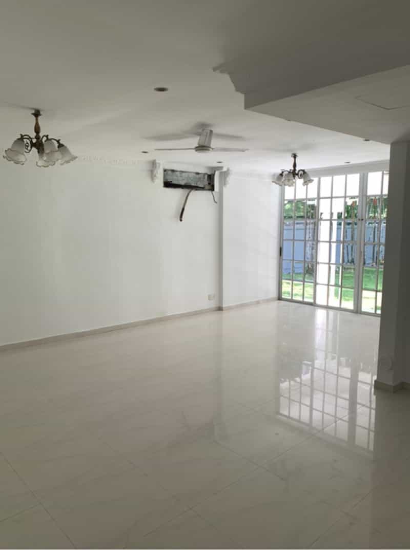 Condominium in Singapore, 60 Kheam Hock Road 10811639