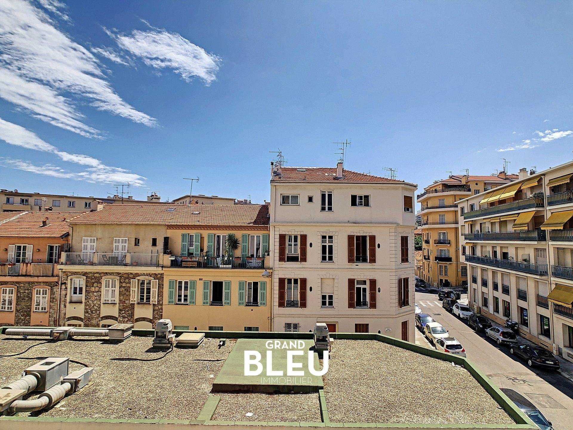 Ejerlejlighed i Saint-Philippe, Provence-Alpes-Cote d'Azur 10811645