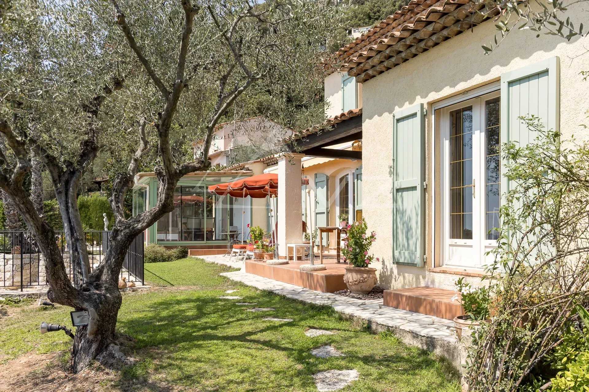 Hus i Le Tignet, Provence-Alpes-Cote d'Azur 10811656
