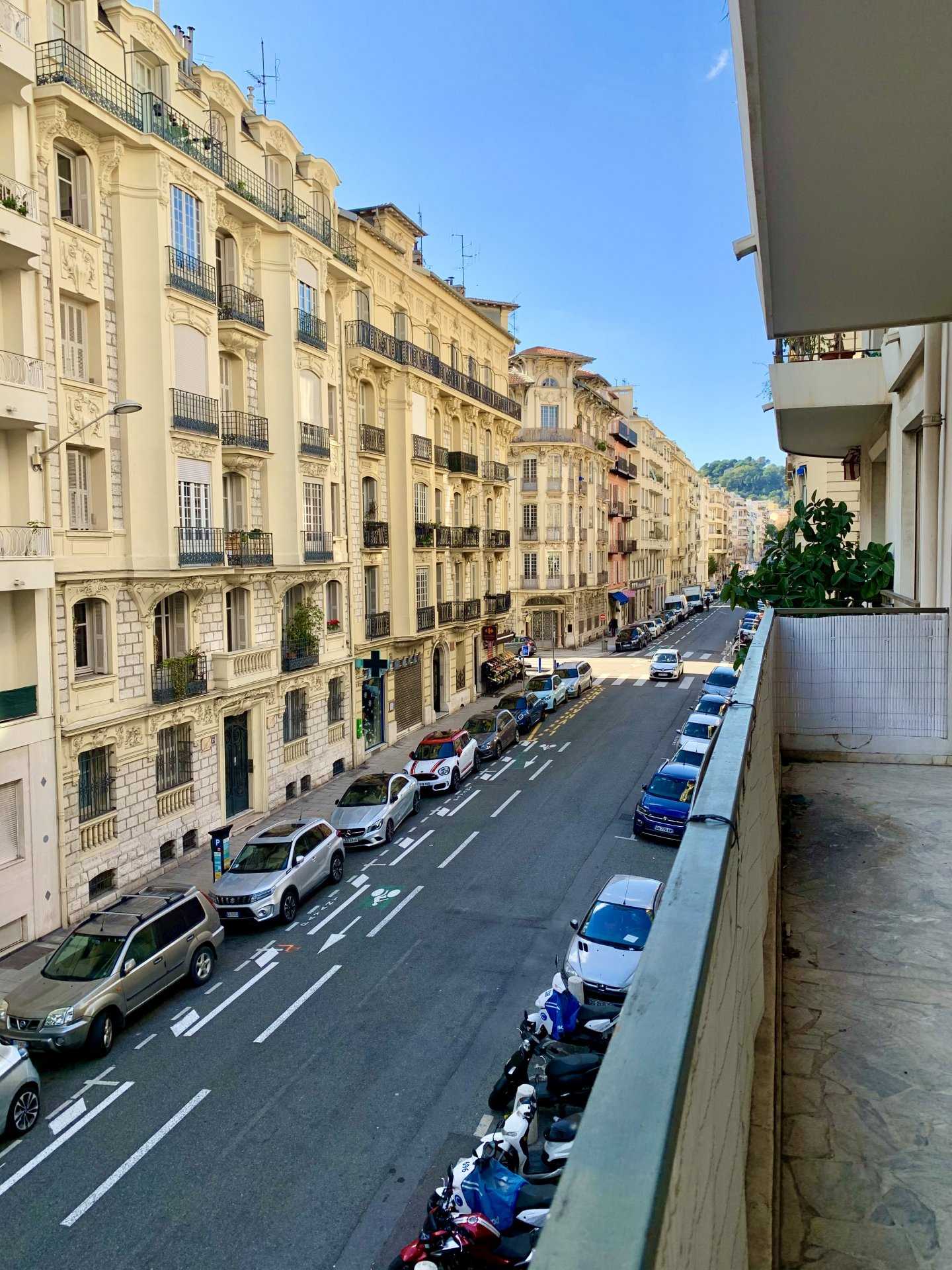 Condominium in Nice, Alpes-Maritimes 10811711