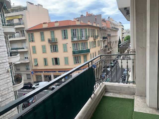 Kondominium dalam Nice, Alpes-Maritimes 10811716