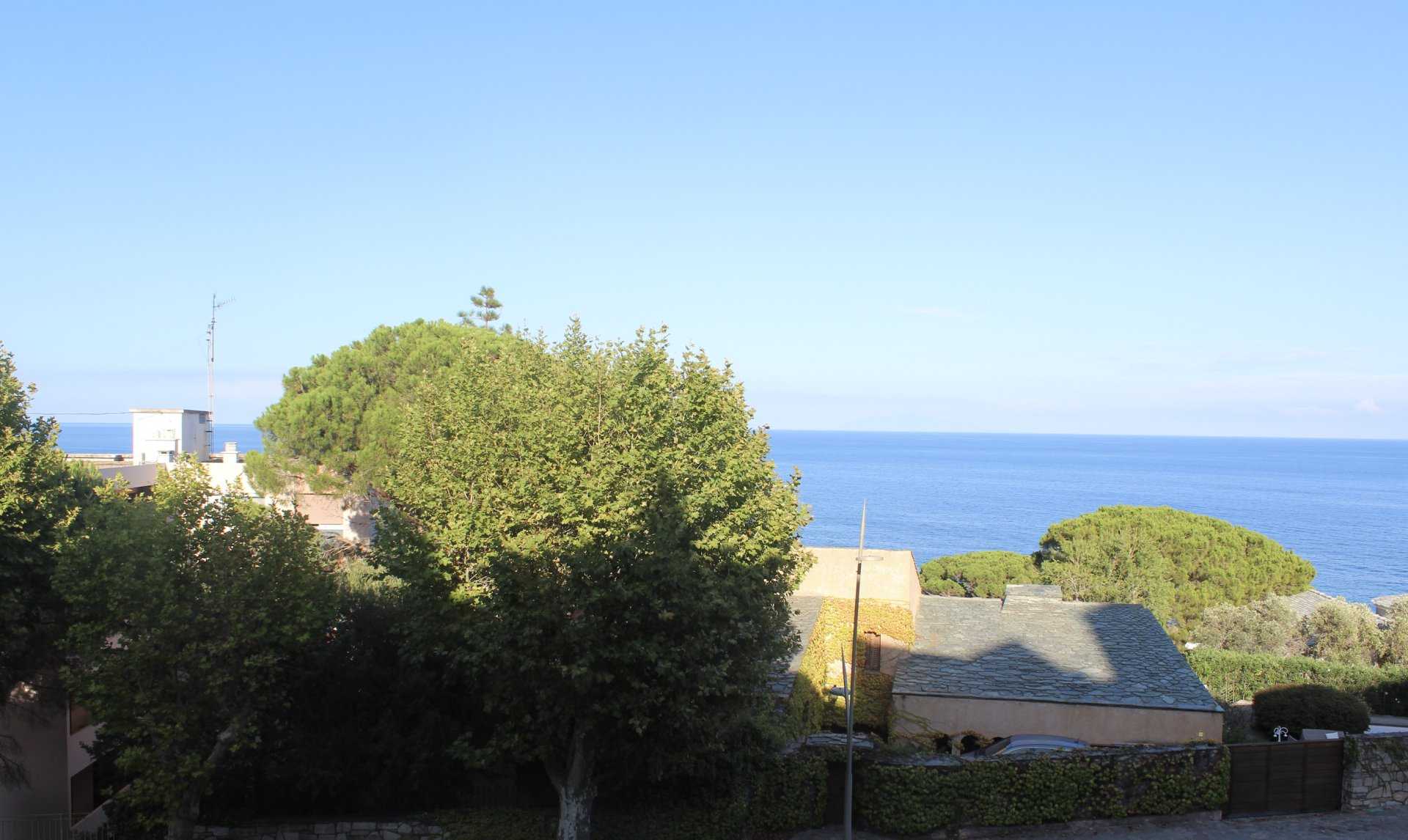 Condominium in Veelzijdig, Corsica 10811718