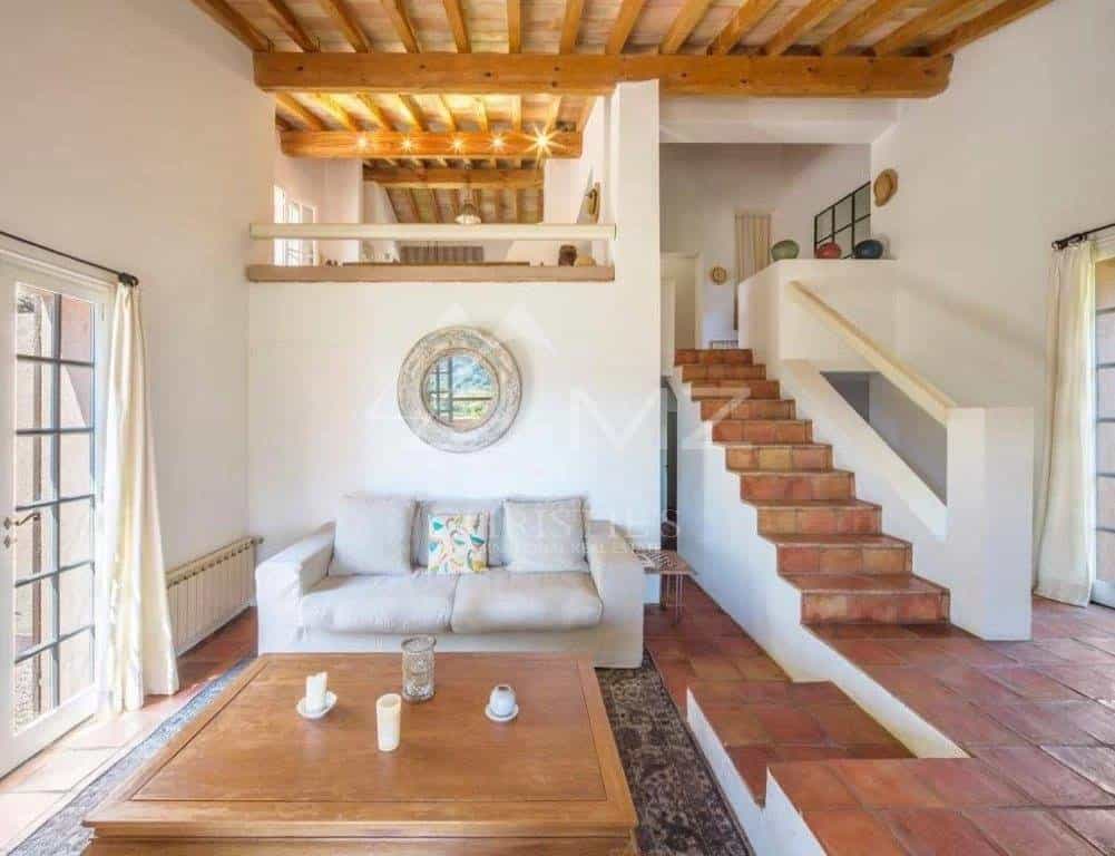 House in La Croix-Valmer, Provence-Alpes-Cote d'Azur 10811747
