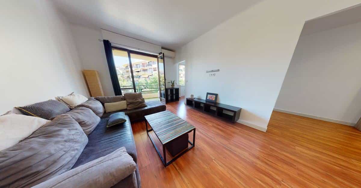公寓 在 圣奥古斯丁, 普罗旺斯-阿尔卑斯-蓝色海岸 10811752