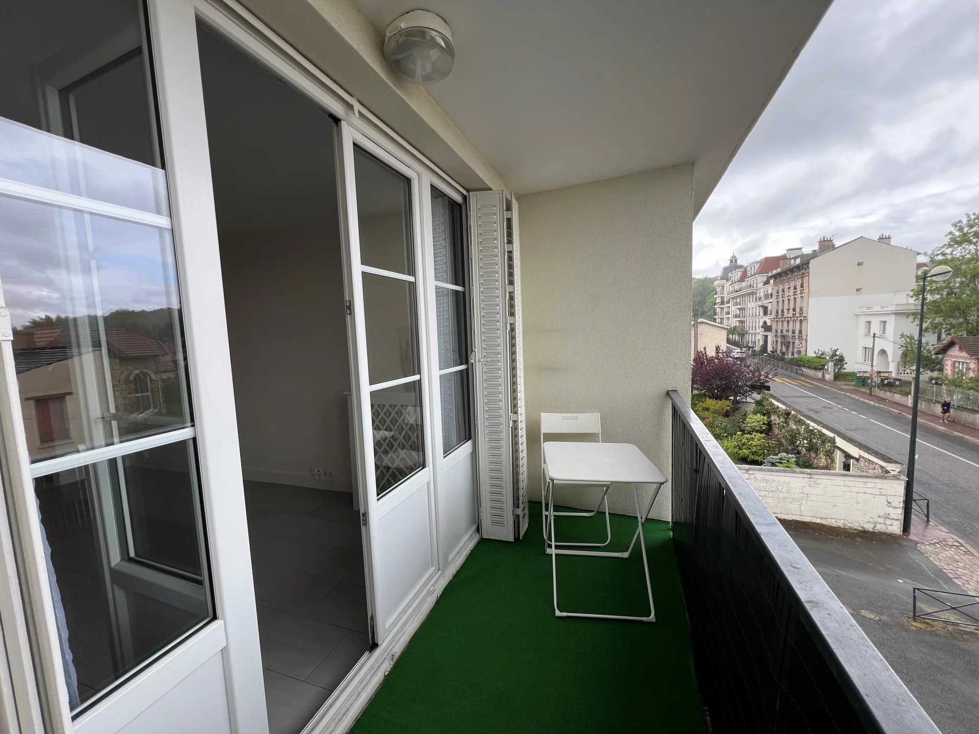 Condominium dans Clamart, Hauts-de-Seine 10811816