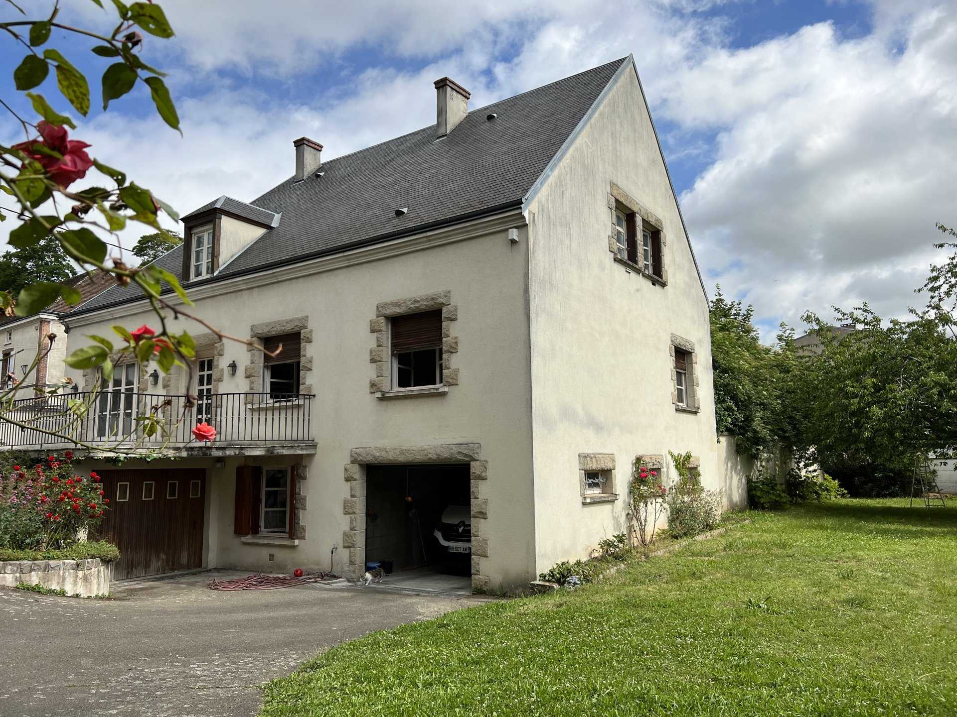 Hus i Cherisy, Centre-Val de Loire 10811854