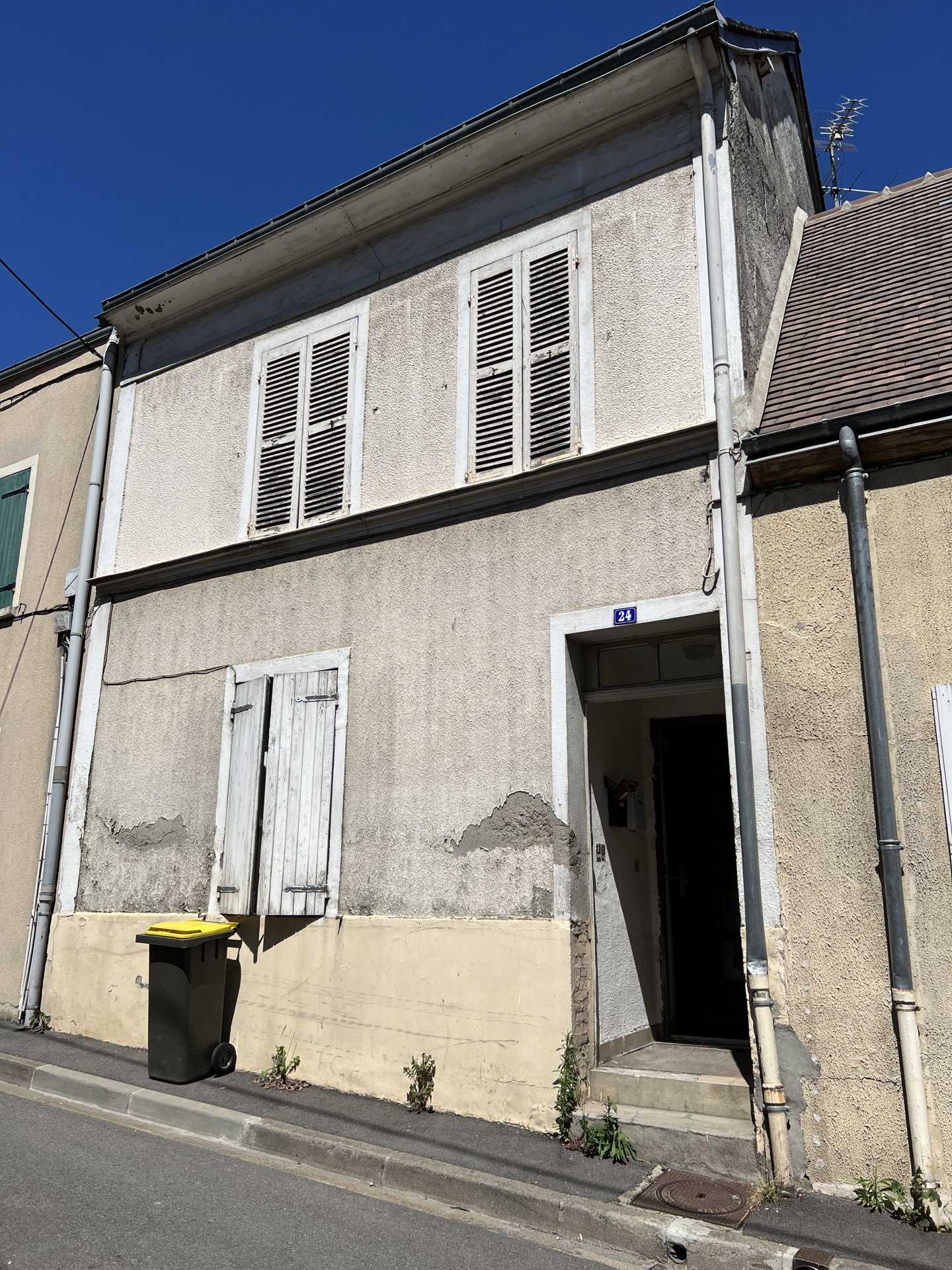 Condominium in Mouvaux, Hauts-de-France 10811878