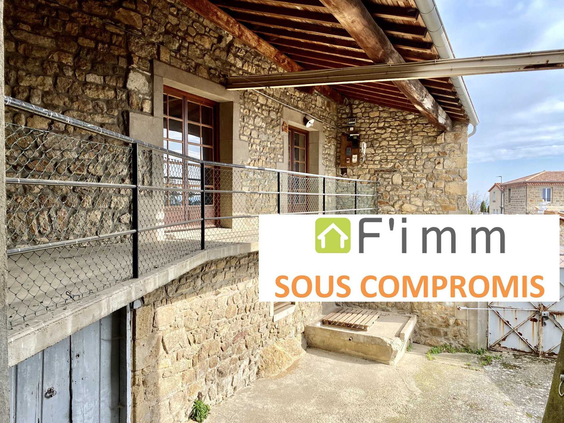 casa en Roisey, Auvergne-Rhone-Alpes 10811938