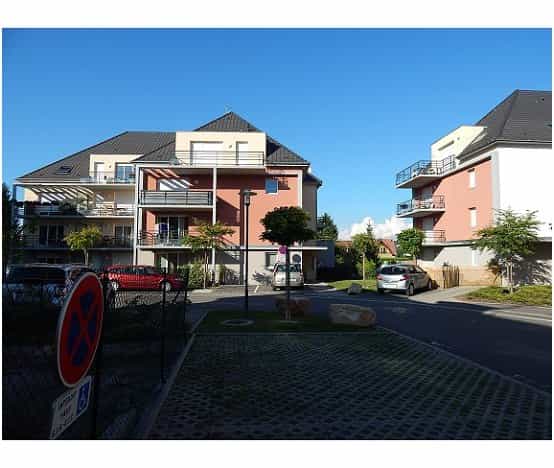 Condominium dans Sierentz, Grand Est 10812023