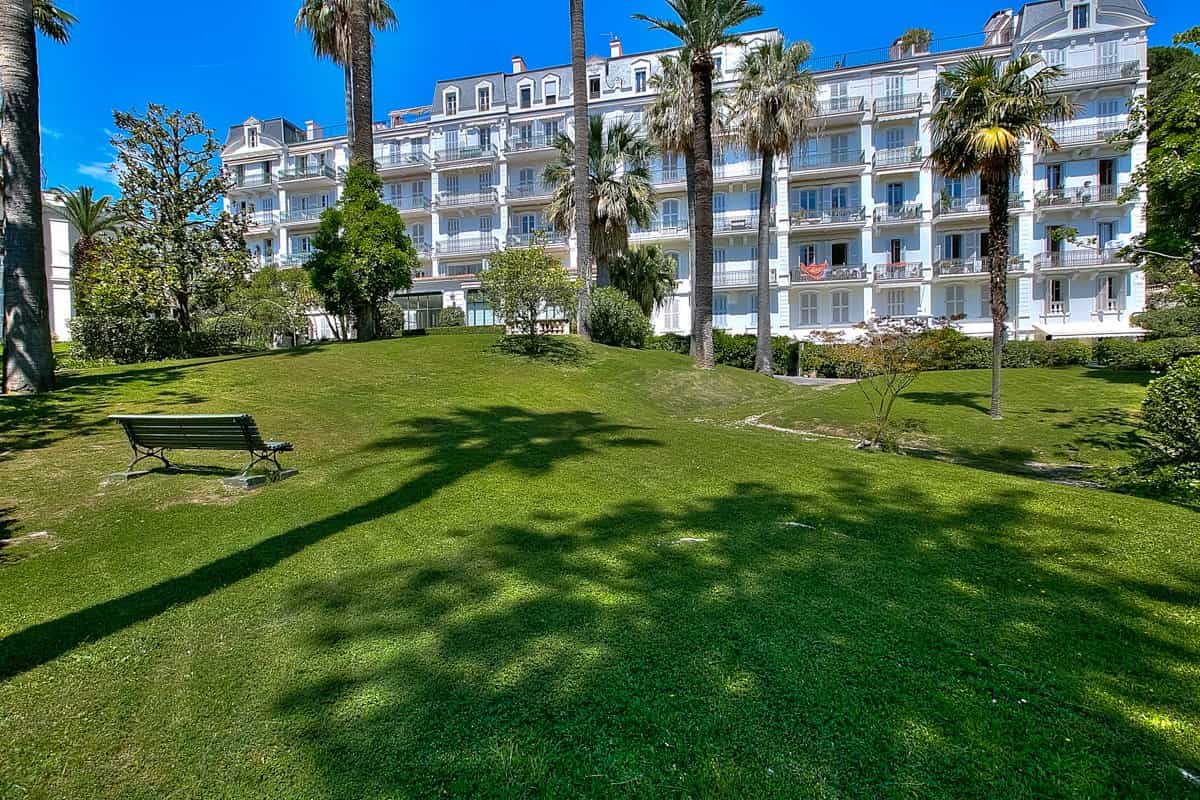 Condominium dans Cannes, Provence-Alpes-Côte d'Azur 10812079