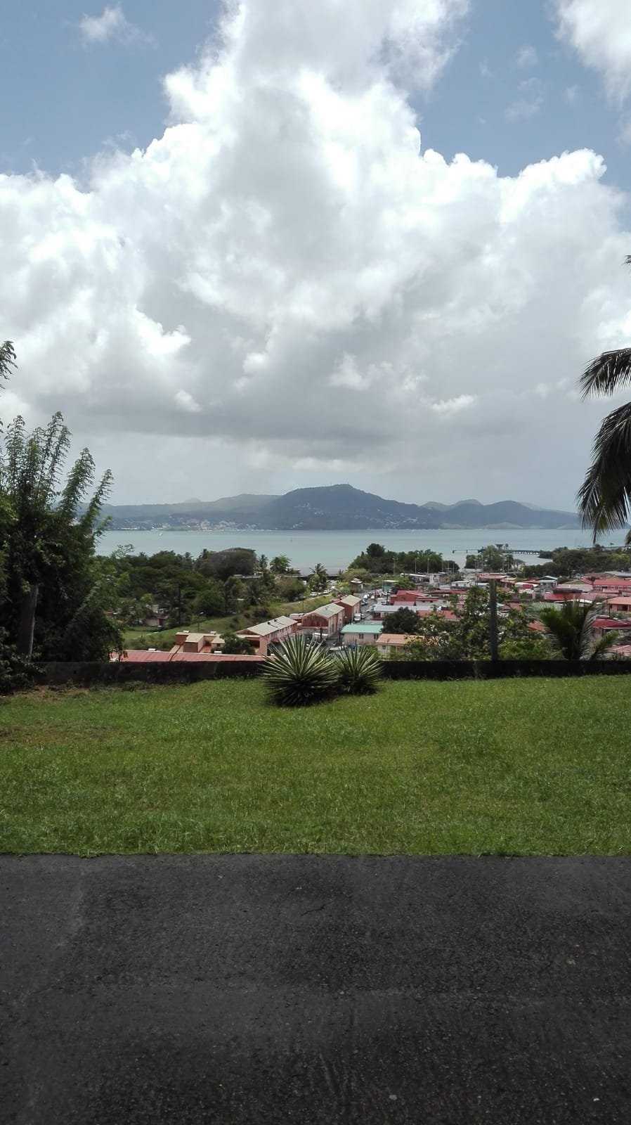 Wohn im Fort-de-France, Martinique 10812101