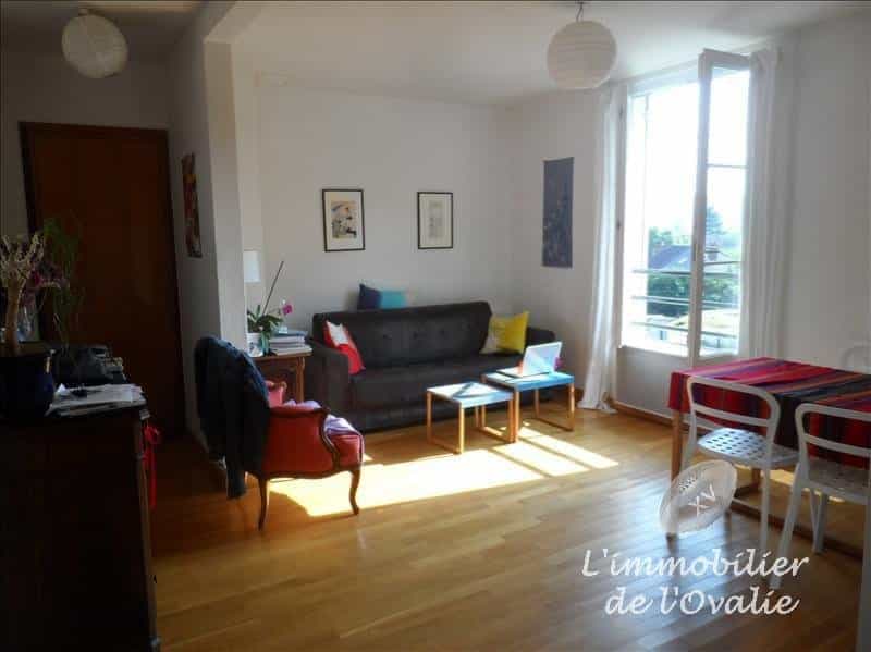 Condominium in Orsay, Essonne 10812117