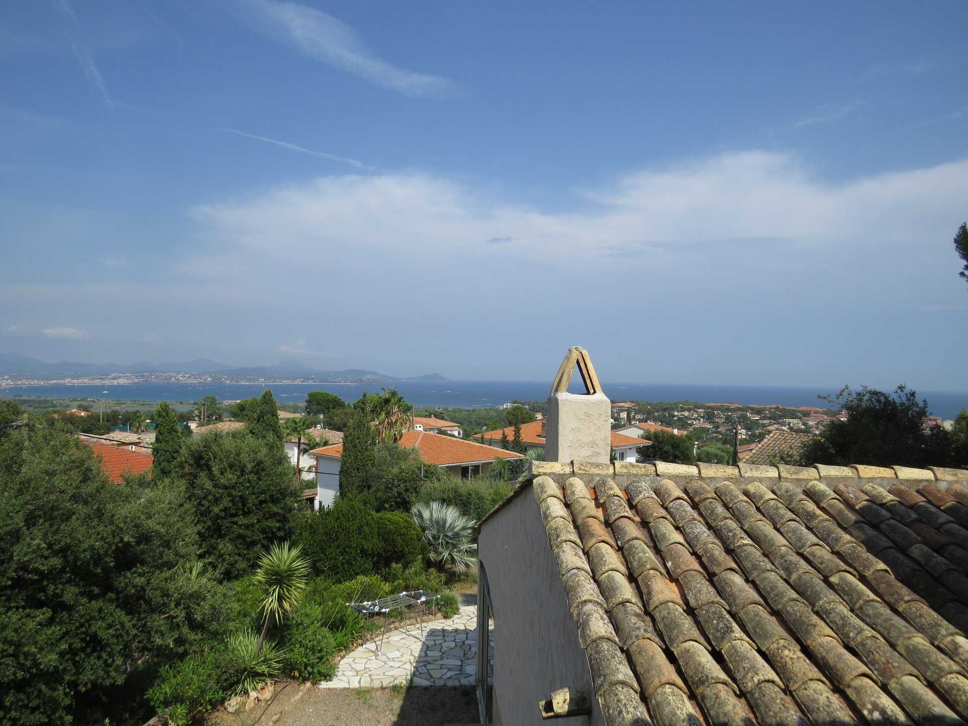 Hus i Saint-Aygulf, Provence-Alpes-Cote d'Azur 10812184