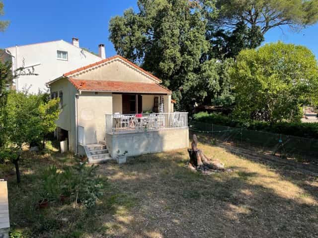 Hus i Saint-Raphael, Provence-Alpes-Cote d'Azur 10812200