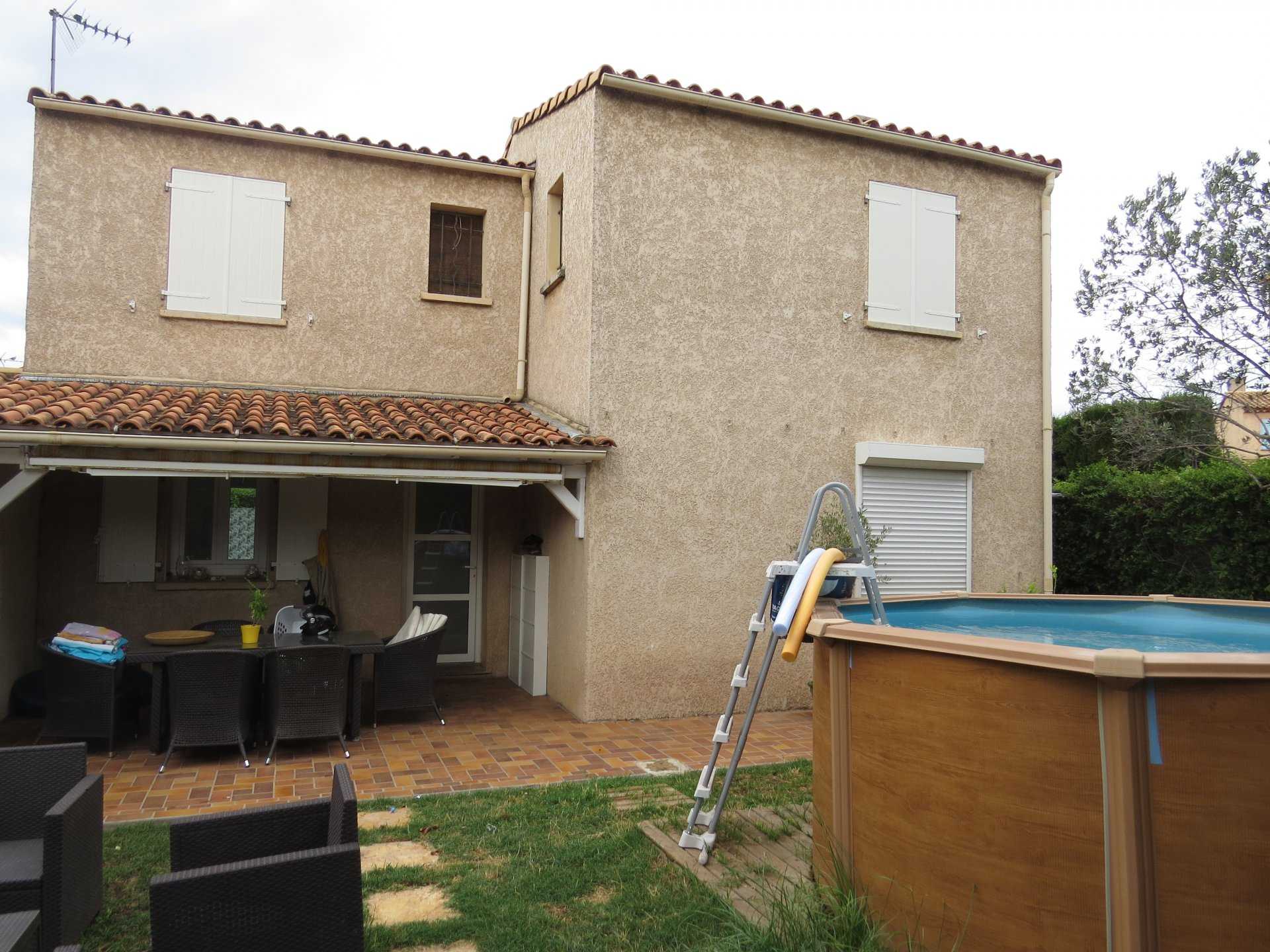 Rumah di Saint-Raphael, Provence-Alpes-Cote d'Azur 10812237