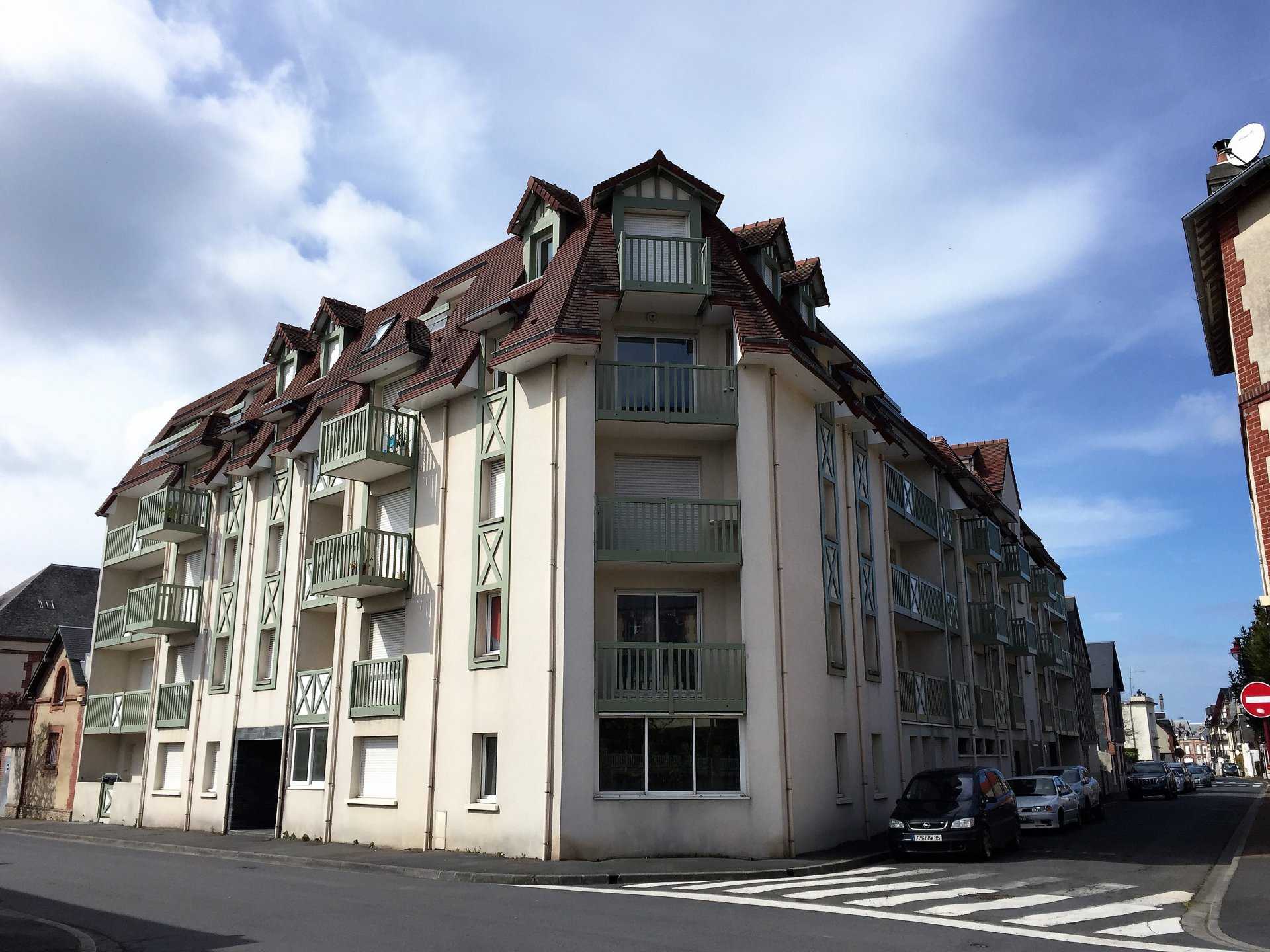 Condominium in Houlgate, Normandie 10812278