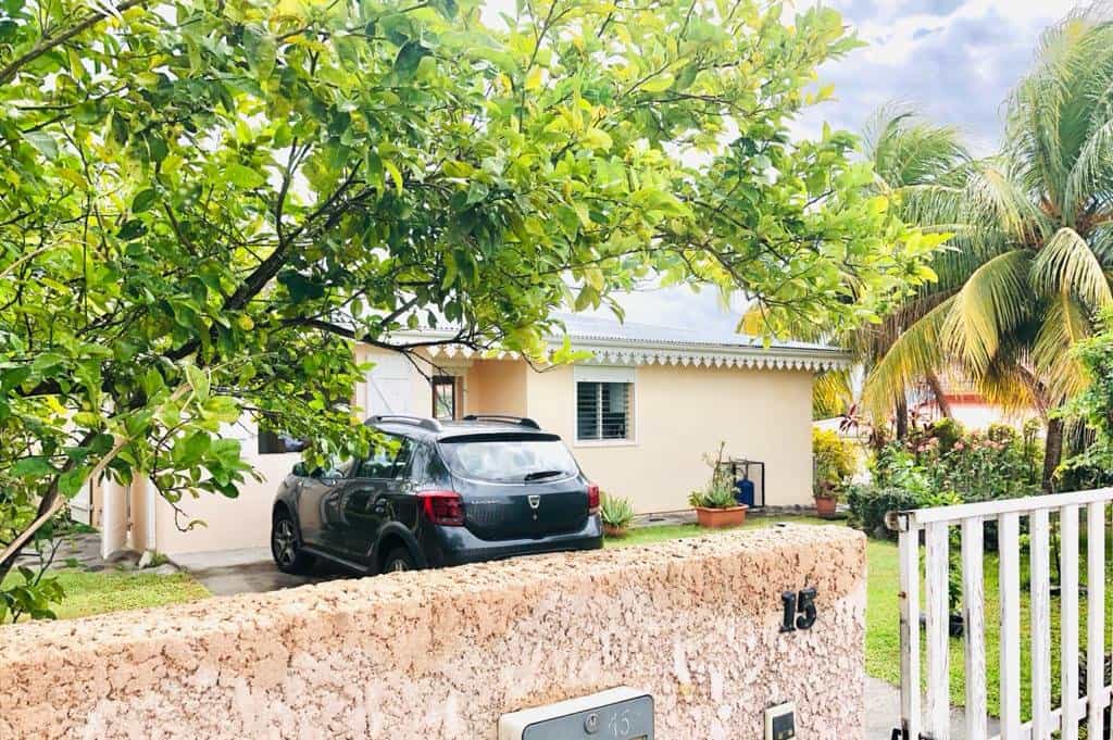 σπίτι σε Saint-Pierre, Martinique 10812282