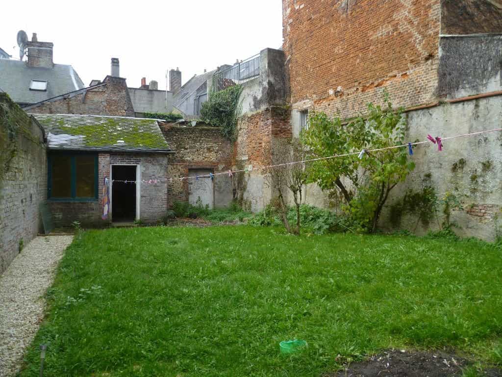 Andere in Vervins, Aisne 10812330
