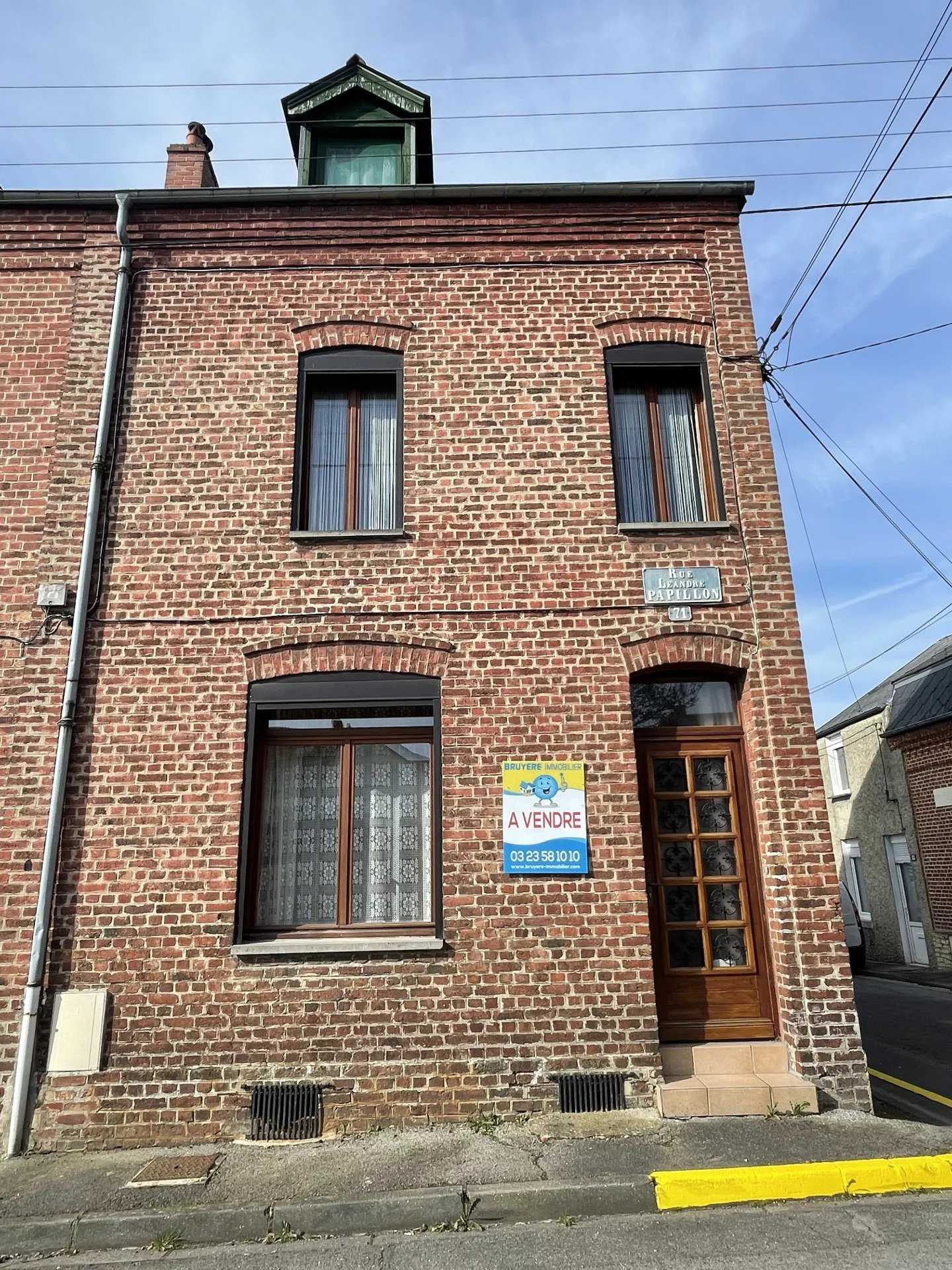 Haus im Hirson, Hauts-de-France 10812346