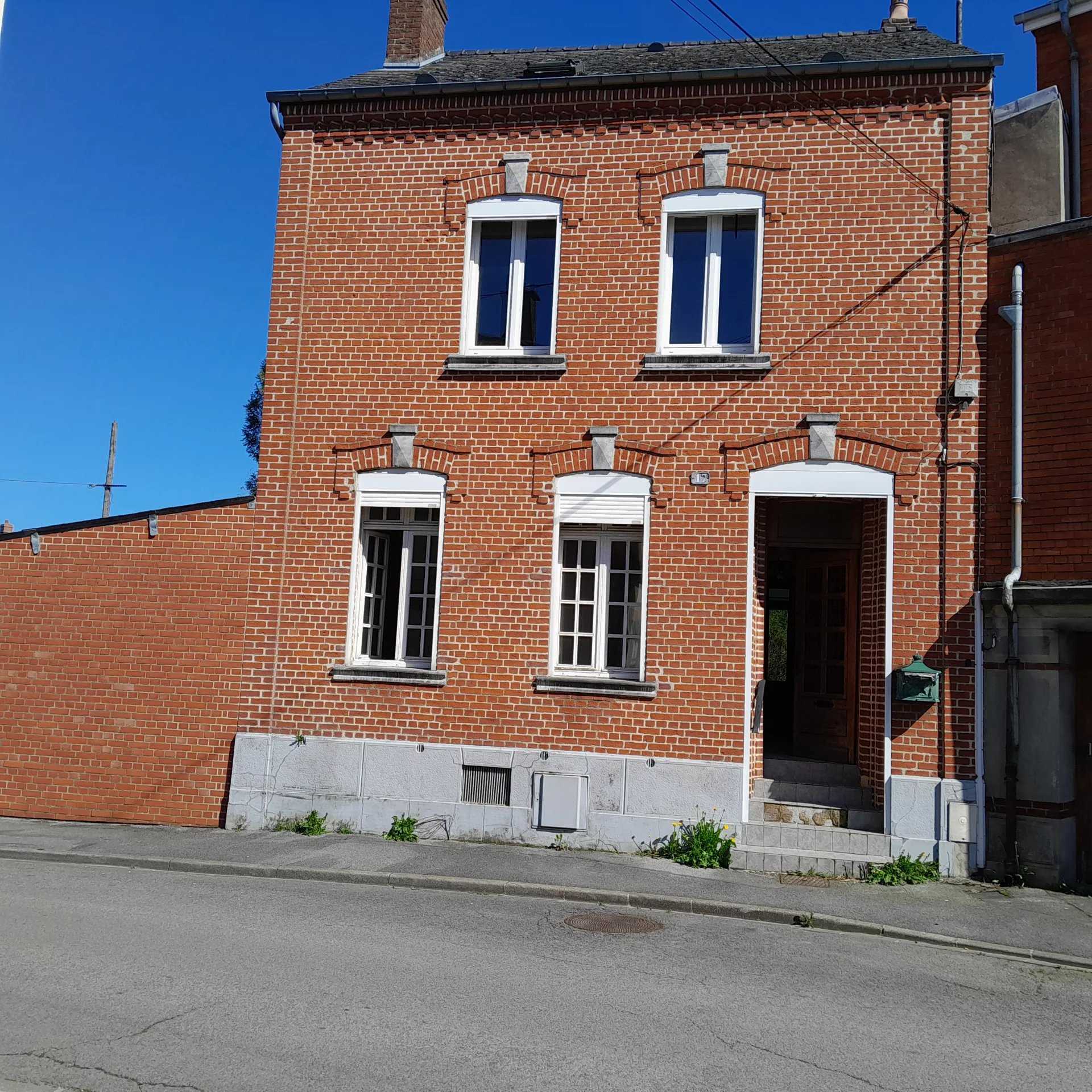 Будинок в Хірсон, О-де-Франс 10812356