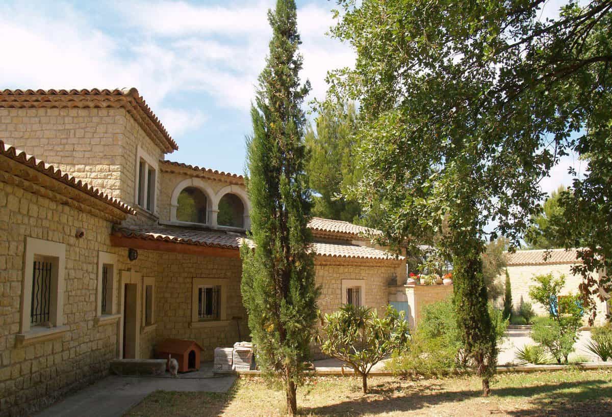 жилой дом в Lauris, Provence-Alpes-Cote d'Azur 10812479